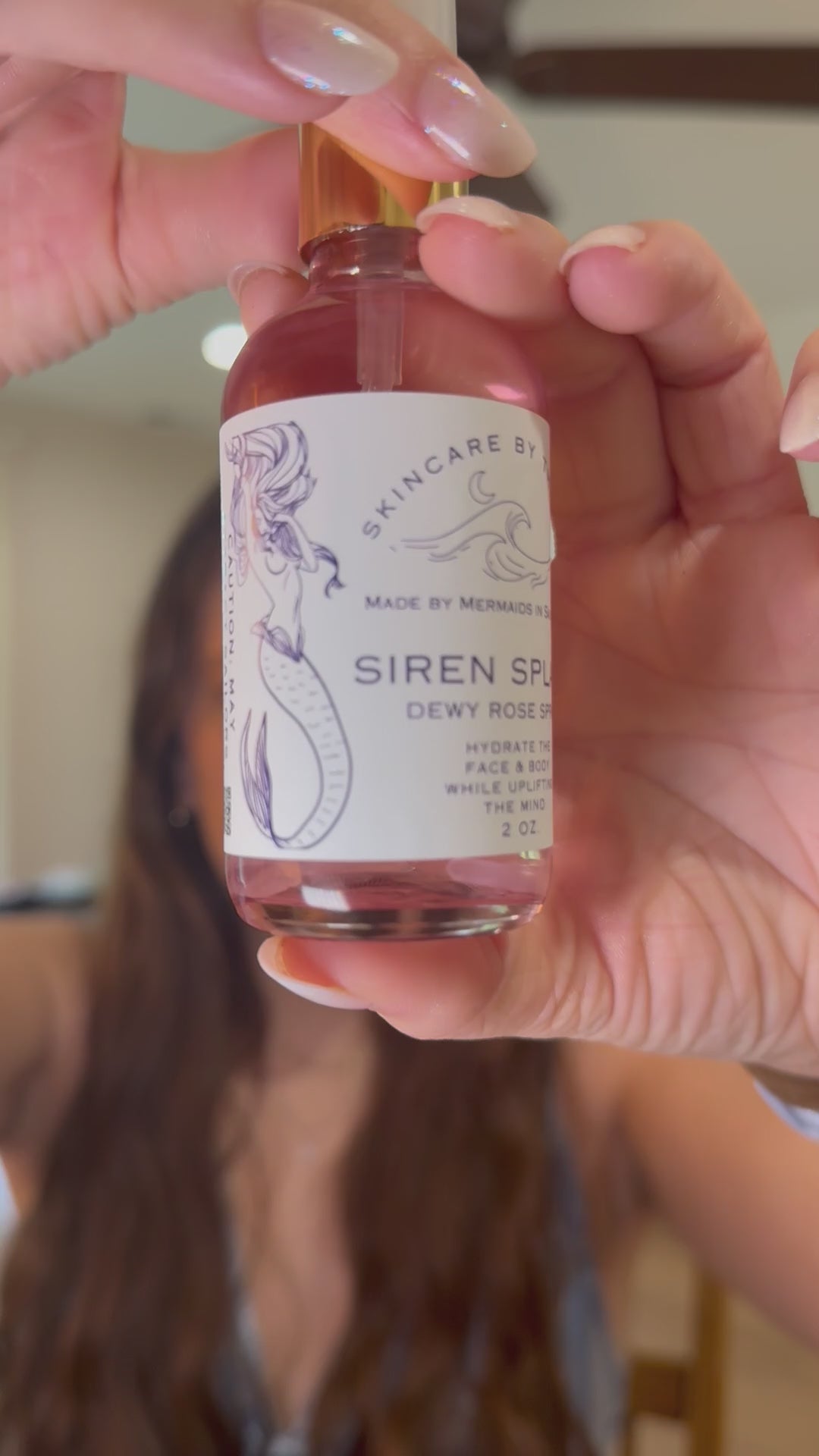 Video of how to use the 'siren splash' rose spray.
